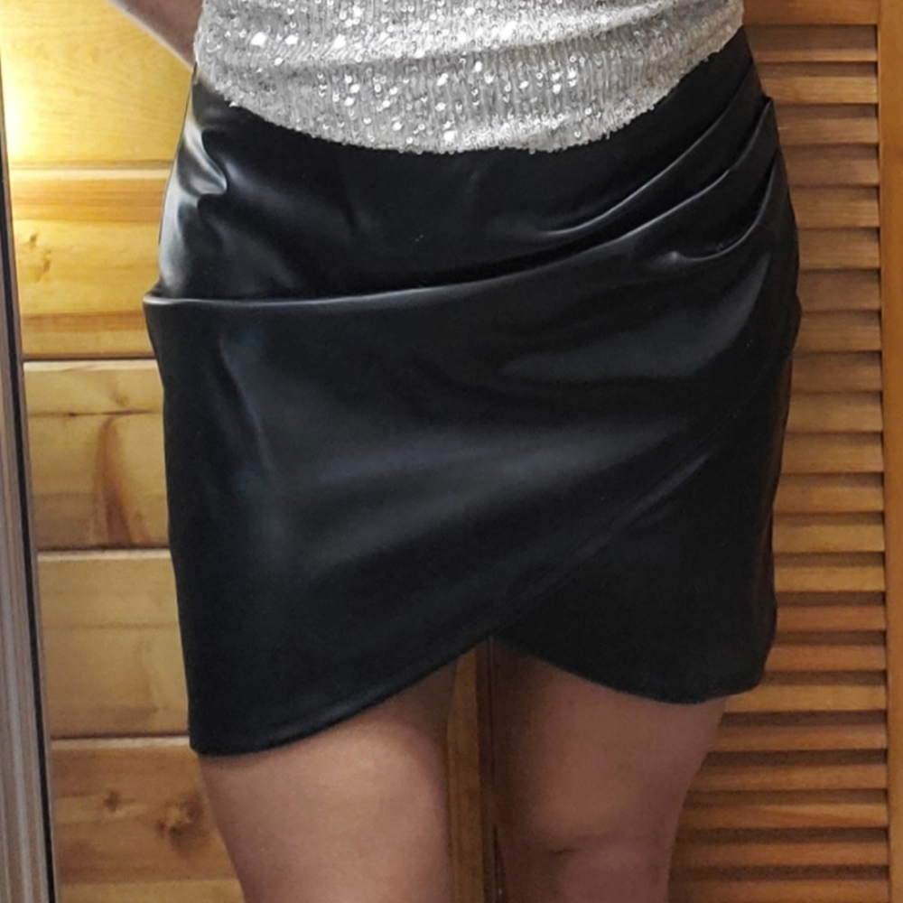 Faux Leather Black Mini Skirt Windsor Large